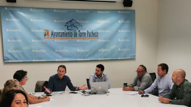 El Ayuntamiento de Torre Pacheco se reúne con AgroIngenieros por el Mar Menor para analizar datos y aportar soluciones a la actual problemática medioambiental - 1, Foto 1