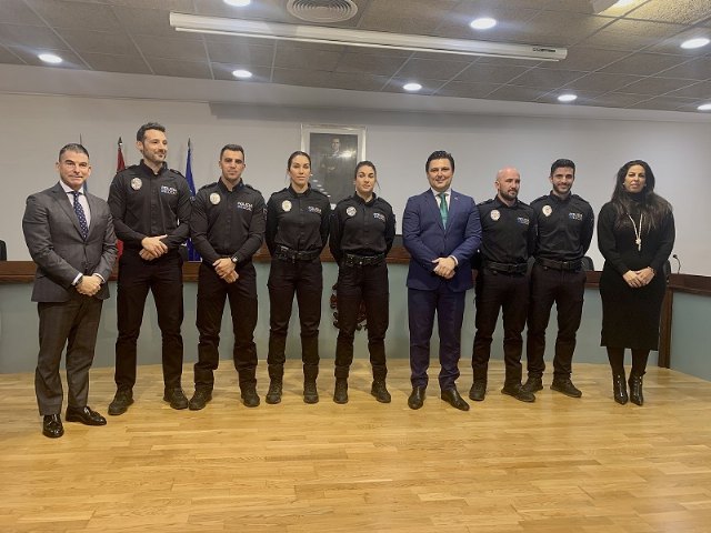 Seis nuevos agentes se incorporan como funcionarios de carrera a la plantilla de Policía Local de San Javier - 1, Foto 1