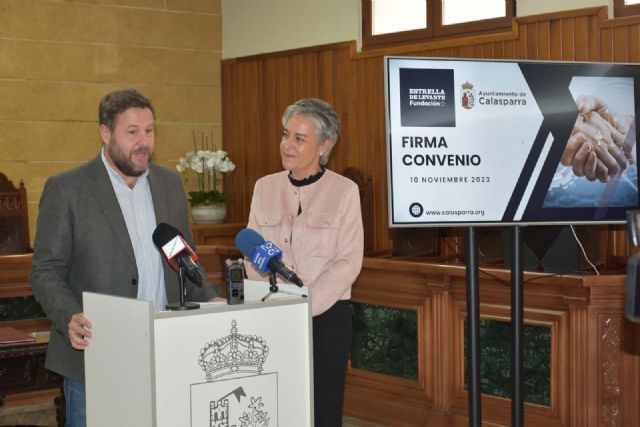 El Ayuntamiento de Calasparra y la Fundación Estrella de Levante firman un convenio de colaboración - 3, Foto 3