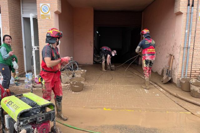 El Ayuntamiento envía un nuevo relevo de emergencias a las inundaciones de Paiporta - 1, Foto 1