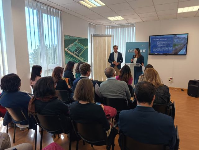 El Grupo de Trabajo de Reutilización de Agua de la UE visita la Región para conocer los avances en depuración implantados por el Gobierno regional