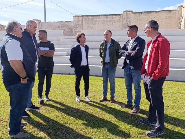 Avanzan las obras de mejora del campo de ftbol Las Colonias de Abarn con una aportacin de ms de 360.000 euros de la Comunidad Autnoma, Foto 1