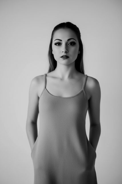 Cezarina Munteanu: La herida también escribe, y a veces, cura - 2, Foto 2