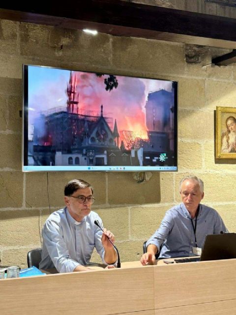 El Deán de la Catedral presenta un nuevo programa de formación en seguridad para sus trabajadores - 4, Foto 4