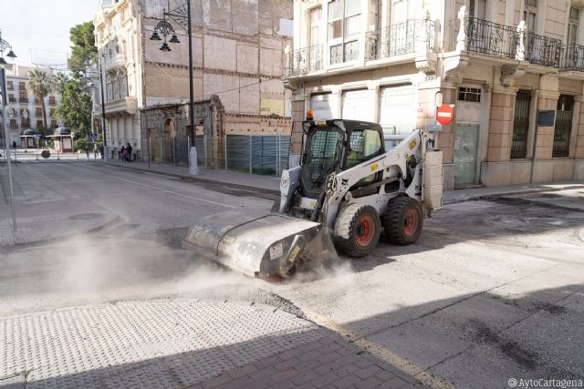 Infraestructuras mejora el pavimento y la iluminación de la Calle San Diego y alrededores - 1, Foto 1