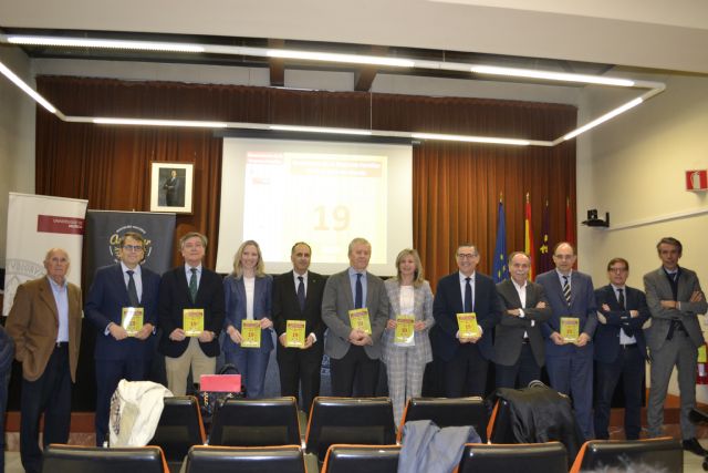 Las empresas familiares mejoran sus resultados en 2019, pero tienen problemas para encontrar personal cualificado y empiezan a notar las consecuencias de la incertidumbre económica y política - 1, Foto 1