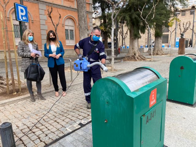 Murcia se convierte en la primera ciudad de España en aplicar en el mobiliario urbano un producto revolucionario contra la COVID-19 - 3, Foto 3