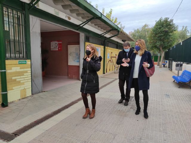 Los escolares de las pedanías continúan dando clases con amianto en sus colegios por la incapacidad de los socialistas - 3, Foto 3