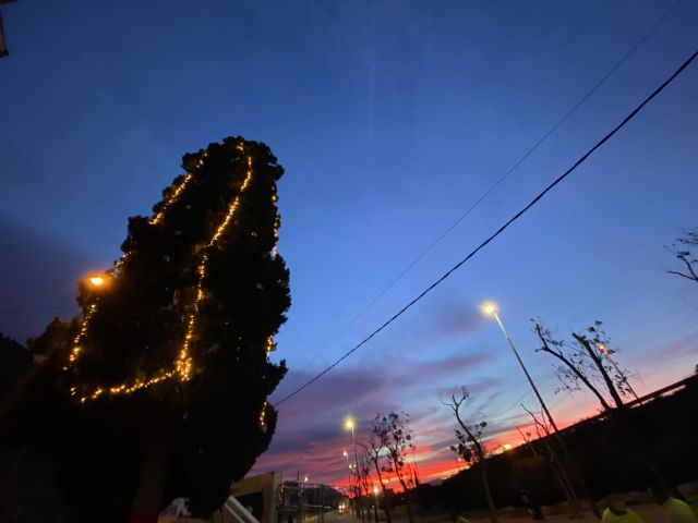 Los ni&ntilde;os de pedanías decoran sus árboles de Navidad - 3, Foto 3