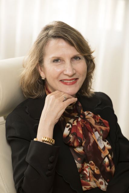 La periodista Asunción Valdés presenta su biografía sobre Carmen de Burgos “Colombine” - 1, Foto 1