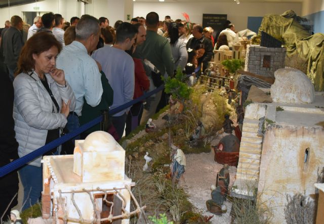 La Navidad torreña ya disfruta de su gran belén municipal - 2, Foto 2