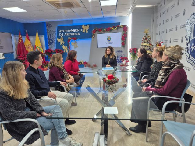La alcaldesa de Archena presenta la Escuela Inclusiva de Navidad - 3, Foto 3