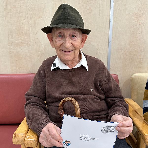 20.000 felicitaciones de Navidad para personas mayores que viven en residencias - 1, Foto 1