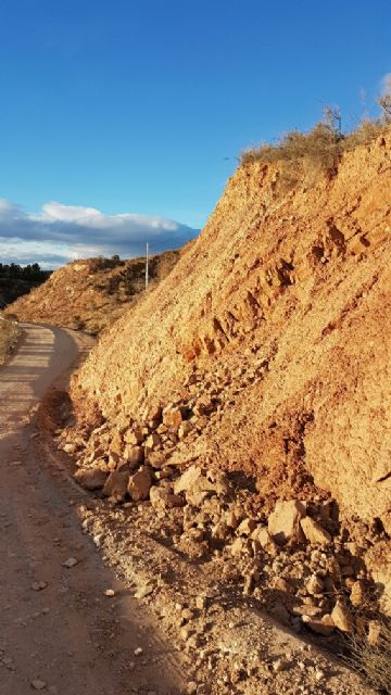 El PSOE solicita que se acondicione de forma urgente la pista de acceso al Castillo de Lorca existente en la zona de San José-La Quinta hasta el Paraje de los Pilones - 4, Foto 4
