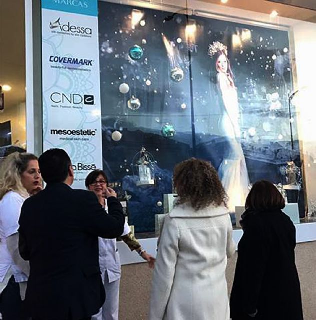 El escaparate de la firma ´Natural Beauty´ se hace con el 1° Premio de Escaparates Navideños del Comercio de Archena - 1, Foto 1