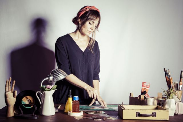 Miriam Martínez Abellán realizará una visita guiada y un taller de collage en El Batel dentro de las actividades de su exposición Cuerpos Fractales - 1, Foto 1