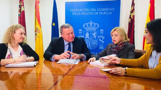El delegado del Gobierno anuncia una estrategia conjunta con la Comunidad Autónoma para luchar “contra la lacra de la violencia de género” - 1, Foto 1