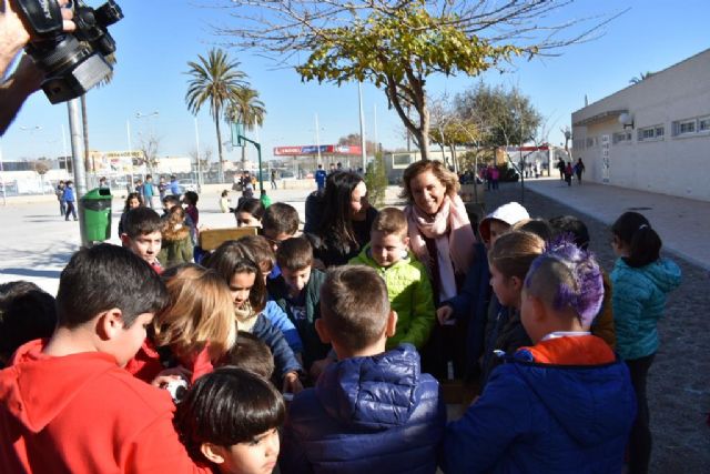 Más de 550 profesores de 50 centros educativos participan este curso en programas de innovación e investigación - 1, Foto 1