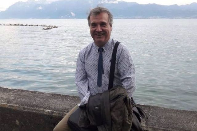 Vicente Cervera Salinas presenta una edición especial del poemario ´De Aurigas Inmortales´ con motivo del 25 aniversario de su publicación - 1, Foto 1