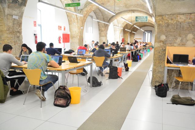 Apertura extraordinaria del CRAI biblioteca de la Politécnica por exámenes hasta el 13 de febrero - 1, Foto 1