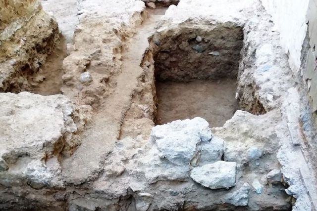 El Anfiteatro romano de Cartagena avanza en su recuperación con los trabajos de excavación con la aparición de restos cerámicos y un osario - 1, Foto 1