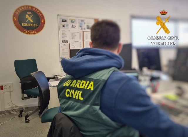 La Guardia Civil detiene a un hombre por la supuesta comisión de numerosos delitos de estafa cometidos mediante Phishing  - 1, Foto 1
