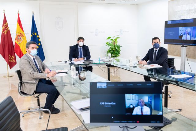 López Miras pide un Plan de Acción de apoyo al Mar Menor formado por la Comisión Europea, el Ministerio y Gobierno regional - 1, Foto 1