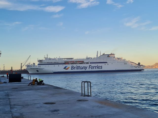El Puerto de Cartagena se consolida con un puerto clave para el suministro de grandes buques propulsados por GNL - 3, Foto 3