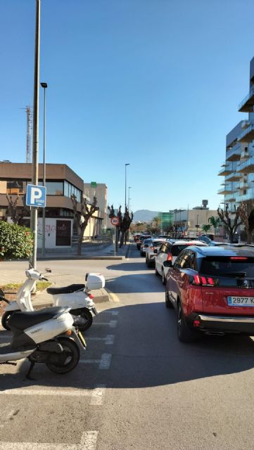 El caos generado por las obras en Teniente Montesinos son una muestra del colapso diario que provocarán las obras de movilidad - 3, Foto 3