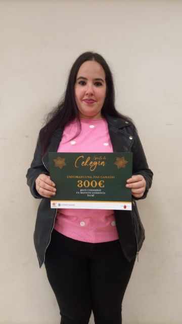 Patricia Ponce, Juana Luisa Gabarrón e Ismael Rosillo, ganadores del sorteo de la Carta a los Reyes de la campaña Espíritu de Cehegín - 3, Foto 3