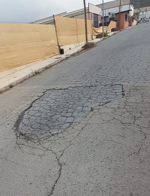 El gobierno socialista da la espalda a las empresas y trabajadores del Polígono Industrial de Ascoy - 1, Foto 1