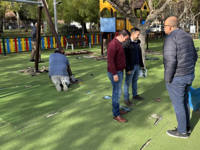 Arrancan las obras de adecuación de la zona de juego infantil del parque de la Constitución - 4, Foto 4