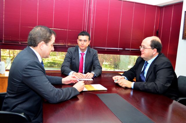 Los ingenieros técnicos industriales y Cajamar ofrecen financiación a medida para que colegiados y empresas inviertan en la construcción de instalaciones de autoconsumo eléctrico - 1, Foto 1