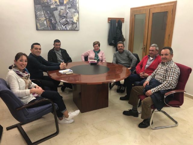 Reunión con la Junta Directiva de la Comunidad de Regantes el Pozo La Rafa- Atalayas - 1, Foto 1