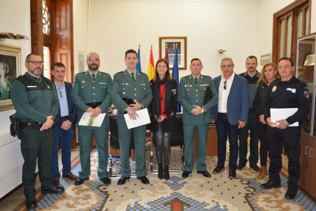 El Ayuntamiento reconoce la labor de Guardia Civil y Policía Local en la operación Fransena II - 1, Foto 1