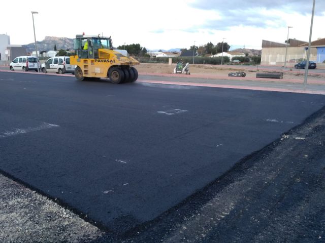 El Ayuntamiento acondiciona el entorno del local social y del consultorio médico de la pedanía de Marchena y lo dota de un nuevo pavimento gracia a una inversión regional de 22.800 € - 5, Foto 5