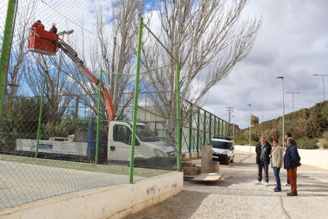 En marcha las obras del rocódromo y del cambio de iluminación del Polideportivo La Hoya - 4, Foto 4