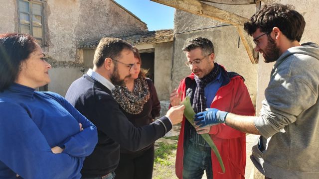 El alcalde de Lorca visita la Fundación Castillo de Chuecos dentro de la apuesta municipal por el cuidado del medio ambiente - 1, Foto 1
