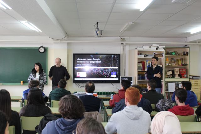 El IES Alfonso Escámez participa en un taller Wikidata enmarcado en las actividades de la sede permanente de la UMU en Águilas - 1, Foto 1