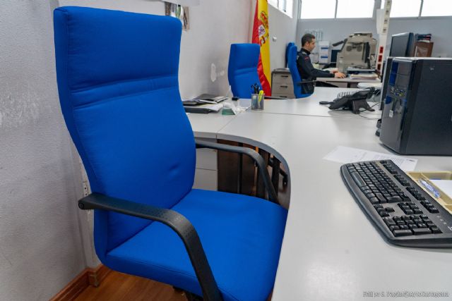 El Gobierno municipal invierte 14.000 euros en renovar el mobiliario del Parque de Seguridad - 1, Foto 1