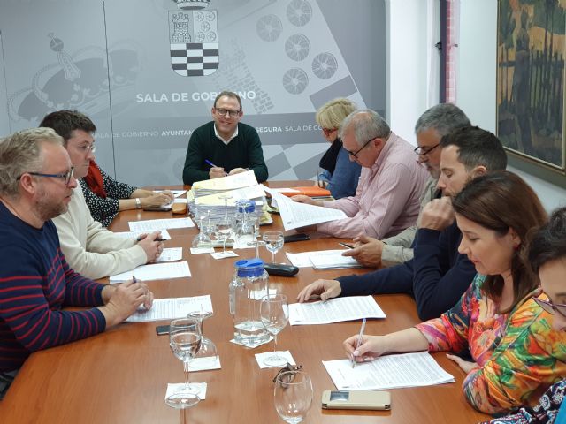 La Junta de Gobierno Local de Molina de Segura adjudica el suministro de nuevos contenedores metálicos para la mejora del Ecoparque municipal, para su adecuación a la normativa RAEE - 2, Foto 2