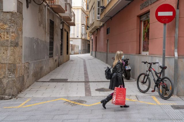 Finalizan las obras de la calle Escorial que ya cuenta con nuevas aceras y saneamiento - 1, Foto 1