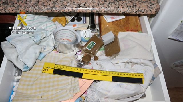La Guardia Civil desmantela en Alguazas un punto de venta de drogas abierto 24/7 - 3, Foto 3