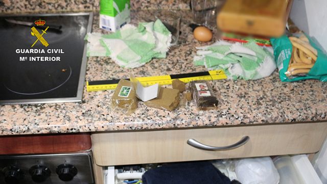 La Guardia Civil desmantela en Alguazas un punto de venta de drogas abierto 24/7 - 5, Foto 5