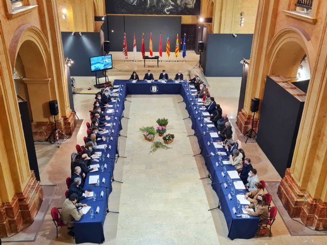 Cerca de un centenar de municipios trabajarán de forma conjunta en el impulso del Camino de la Vera Cruz que une Roncesvalles y Caravaca - 2, Foto 2