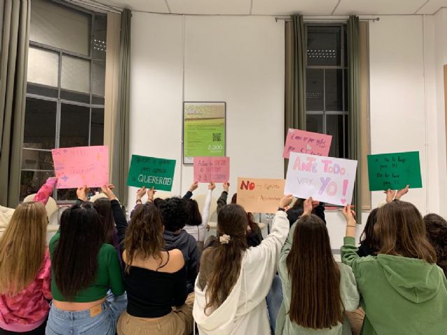 La Baja Autoestima conlleva una percepción negativa de uno/a mismo/a, un factor que limita mucho nuestra vida - 1, Foto 1