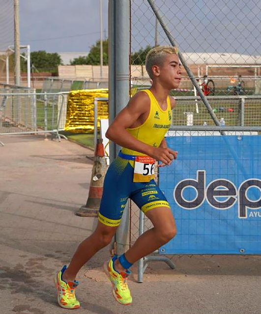 El torreño Pablo Pina, campeón regional de duatlón y triatlón en categoría infantil - 1, Foto 1