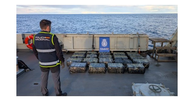 La Policía Nacional intercepta un narcovelero con más de media tonelada de cocaína - 1, Foto 1