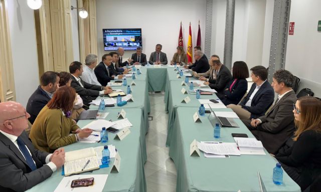 El Plan Industrial apuesta por la innovación y las nuevas tecnologías para transformar y mejorar la competitividad del sector en la Región - 1, Foto 1