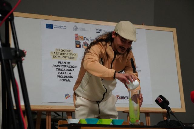 Comienza el proceso participativo Pro-Tejiendo Nuestro Barrio con el objetivo de revitalizar los Distritos y el barrio de Santiago - 2, Foto 2